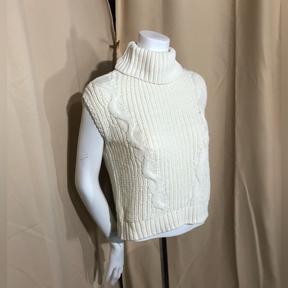 🌼NWT Phenomenal Talbots Vest with a removable neck! - Picture 2 of 15